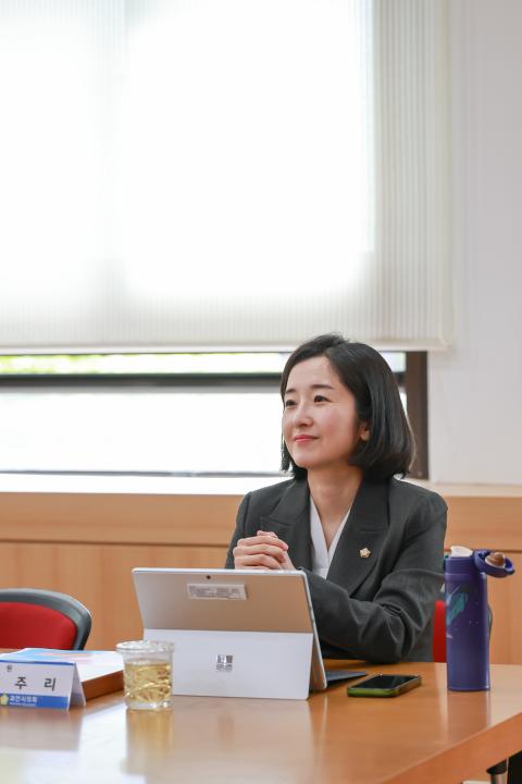 '과천시의회 무장애 도시포럼 착수보고회' 게시글의 사진(6) '20240425-5S6A6910.jpg' '과천시의회 무장애 도시포럼 착수보고회' 게시글의 사진(6) '20240425-5S6A6910.jpg'